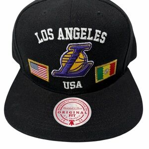 New Mitchell & Ness black Los Angeles Lakers snapback hat